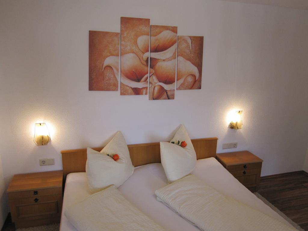 Haus Arosa Apartment Kappl  Cameră foto